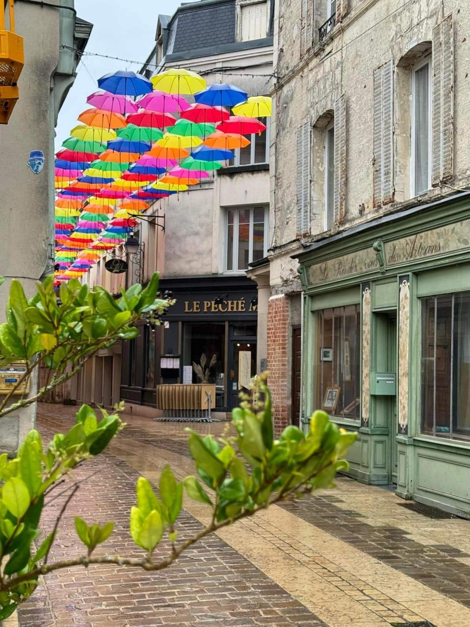 Studio Vue Cathedrale Laon Exterior photo
